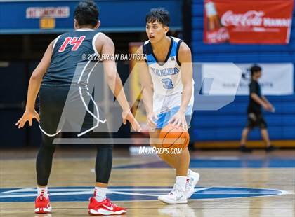 Thumbnail 2 in 'Iolani vs Kailua (Surfrider Holiday Classic) photogallery.