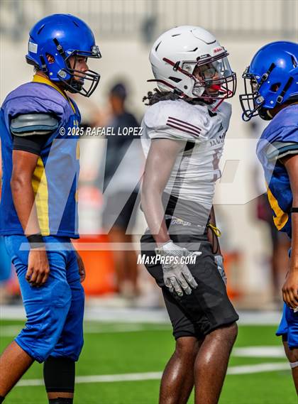 Thumbnail 1 in Waller vs. Channelview (Scrimmage) photogallery.