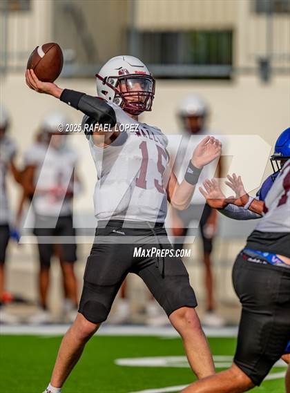 Thumbnail 3 in Waller vs. Channelview (Scrimmage) photogallery.