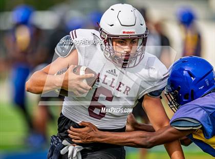 Thumbnail 3 in Waller vs. Channelview (Scrimmage) photogallery.