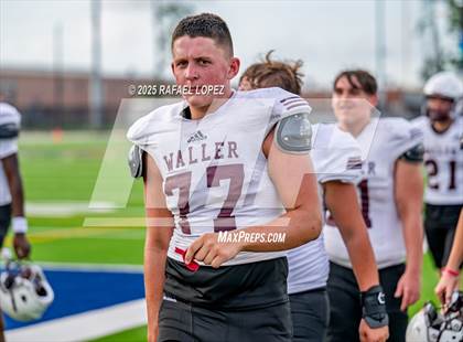 Thumbnail 3 in Waller vs. Channelview (Scrimmage) photogallery.