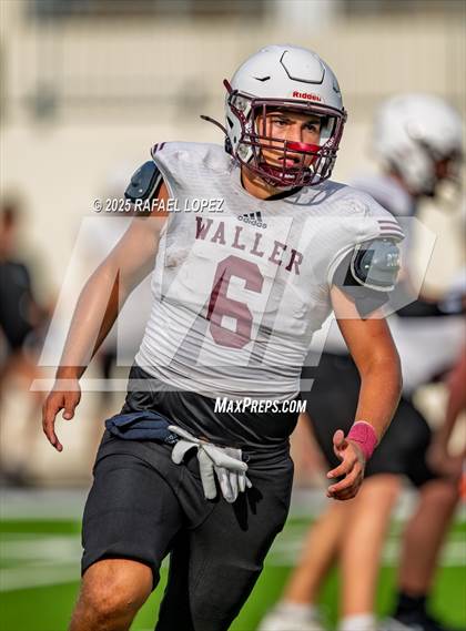 Thumbnail 1 in Waller vs. Channelview (Scrimmage) photogallery.