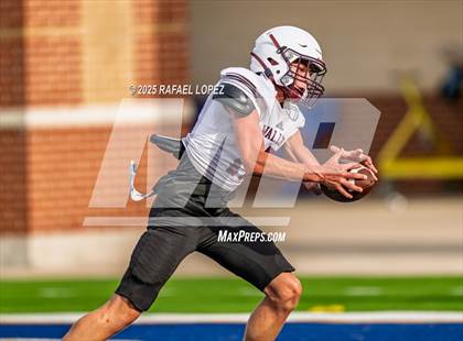 Thumbnail 2 in Waller vs. Channelview (Scrimmage) photogallery.