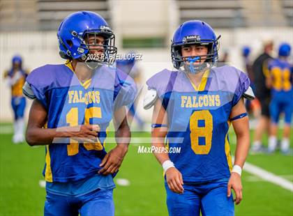 Thumbnail 3 in Waller vs. Channelview (Scrimmage) photogallery.