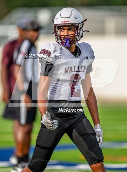 Thumbnail 1 in Waller vs. Channelview (Scrimmage) photogallery.