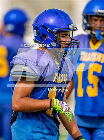 Thumbnail 2 in Waller vs. Channelview (Scrimmage) photogallery.