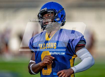 Thumbnail 3 in Waller vs. Channelview (Scrimmage) photogallery.