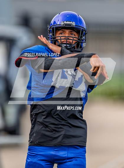 Thumbnail 1 in Waller vs. Channelview (Scrimmage) photogallery.