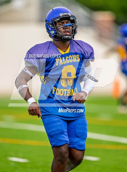 Thumbnail 2 in Waller vs. Channelview (Scrimmage) photogallery.