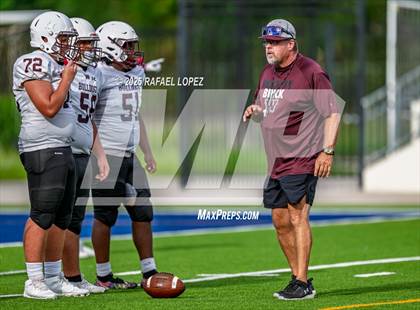 Thumbnail 2 in Waller vs. Channelview (Scrimmage) photogallery.