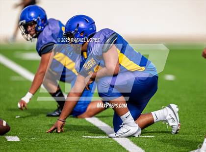Thumbnail 2 in Waller vs. Channelview (Scrimmage) photogallery.