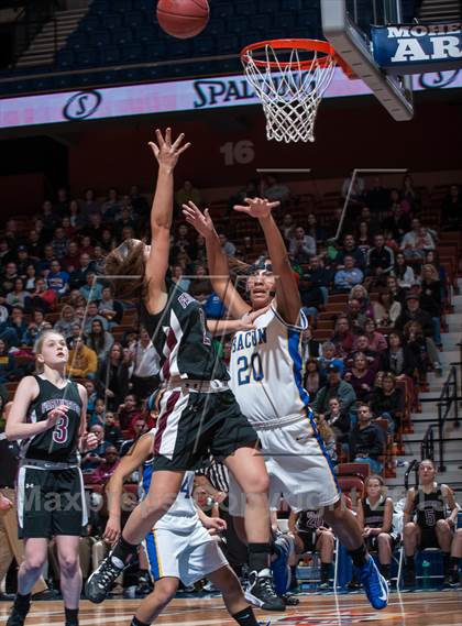 Thumbnail 2 in Bacon Academy vs. Farmington (CIAC Class L Final) photogallery.