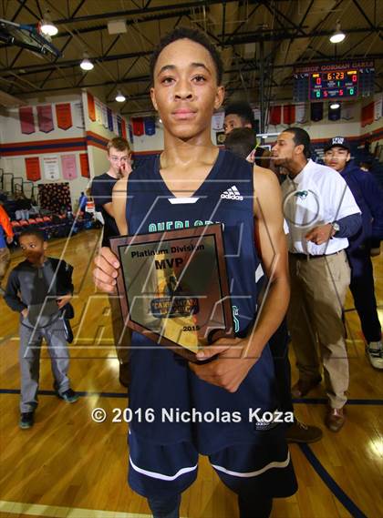 Thumbnail 2 in Overland vs. Bishop Gorman (Tarkanian Classic) photogallery.