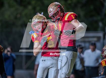Thumbnail 1 in Roosevelt vs. Pearl City (HHSAA Division 2 Round 1) photogallery.