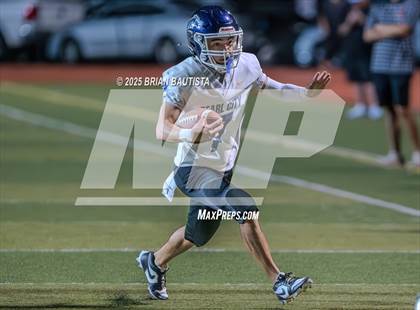 Thumbnail 1 in Roosevelt vs. Pearl City (HHSAA Division 2 Round 1) photogallery.