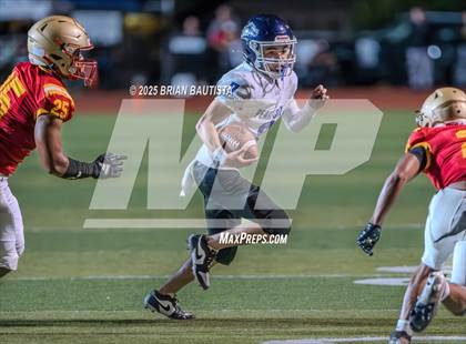 Thumbnail 3 in Roosevelt vs. Pearl City (HHSAA Division 2 Round 1) photogallery.