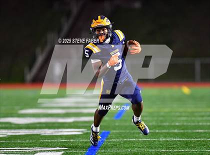 Thumbnail 3 in Lakes @ Bellevue (WIAA 3A Quarterfinals) photogallery.