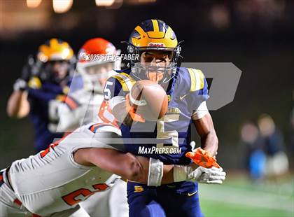 Thumbnail 1 in Lakes @ Bellevue (WIAA 3A Quarterfinals) photogallery.