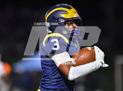 Thumbnail 3 in Lakes @ Bellevue (WIAA 3A Quarterfinals) photogallery.