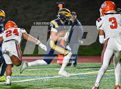 Thumbnail 1 in Lakes @ Bellevue (WIAA 3A Quarterfinals) photogallery.