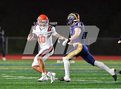 Thumbnail 2 in Lakes @ Bellevue (WIAA 3A Quarterfinals) photogallery.