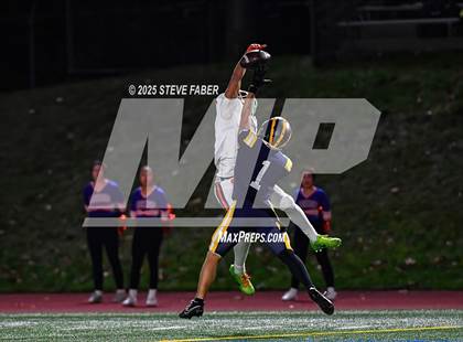 Thumbnail 3 in Lakes @ Bellevue (WIAA 3A Quarterfinals) photogallery.