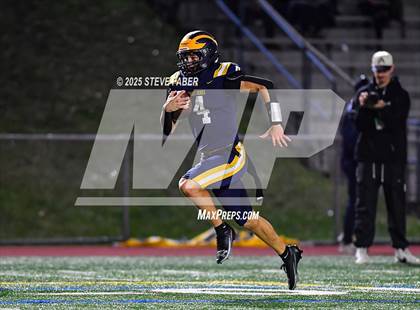 Thumbnail 2 in Lakes @ Bellevue (WIAA 3A Quarterfinals) photogallery.
