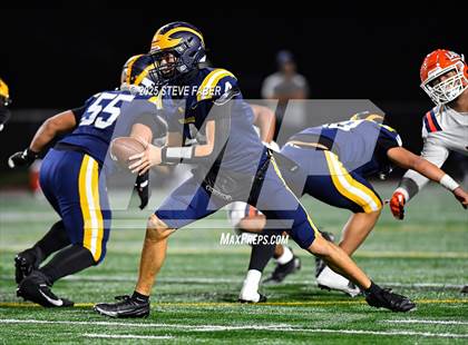 Thumbnail 3 in Lakes @ Bellevue (WIAA 3A Quarterfinals) photogallery.