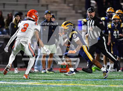 Thumbnail 2 in Lakes @ Bellevue (WIAA 3A Quarterfinals) photogallery.