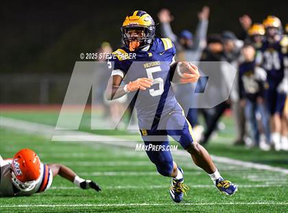 Thumbnail 2 in Lakes @ Bellevue (WIAA 3A Quarterfinals) photogallery.