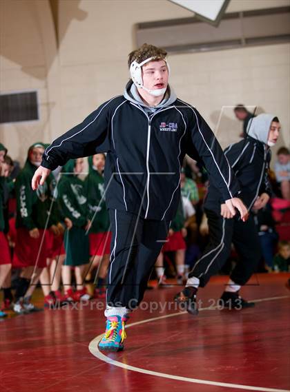 Thumbnail 2 in Jamesville-DeWitt/Christian Brothers Acadamy vs. Fulton Heights photogallery.