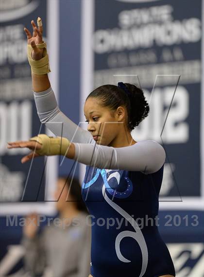 Thumbnail 3 in Glenbard North @ Lake Park photogallery.