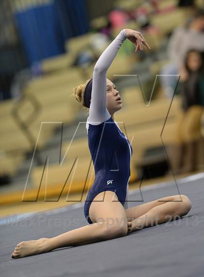 Thumbnail 3 in Glenbard North @ Lake Park photogallery.