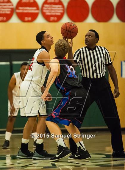 Thumbnail 1 in Fairfield vs. Clayton Valley Charter (Chris Vontoure Spartan Classic) photogallery.