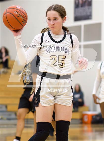 Thumbnail 3 in Jordan vs Paetow photogallery.
