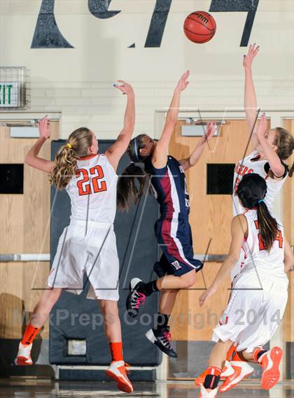 Thumbnail 3 in Dakota Ridge @ Lakewood photogallery.