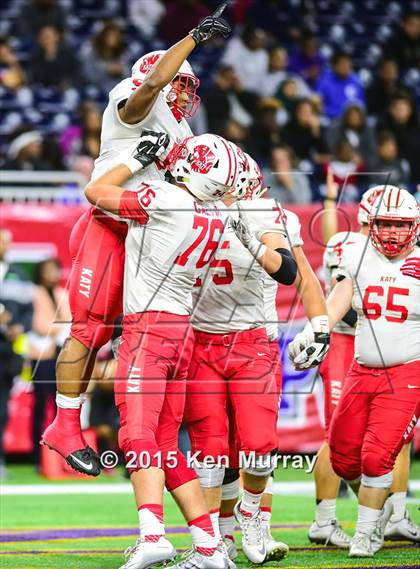 Thumbnail 2 in Katy vs Manvel (UIL 6A Quarterfinal) photogallery.