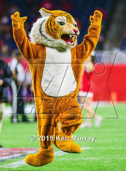 Thumbnail 1 in Katy vs Manvel (UIL 6A Quarterfinal) photogallery.