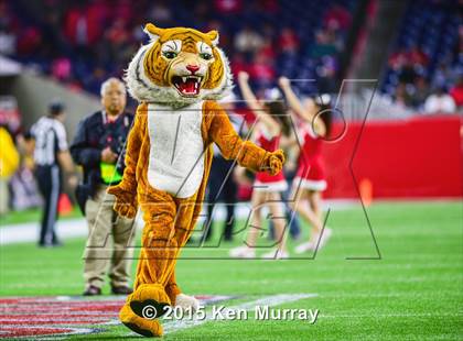 Thumbnail 3 in Katy vs Manvel (UIL 6A Quarterfinal) photogallery.