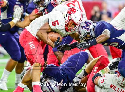 Thumbnail 3 in Katy vs Manvel (UIL 6A Quarterfinal) photogallery.