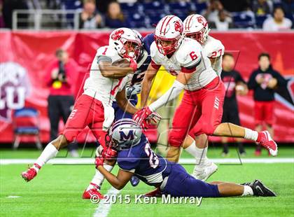 Thumbnail 2 in Katy vs Manvel (UIL 6A Quarterfinal) photogallery.