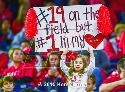 Thumbnail 3 in Katy vs Manvel (UIL 6A Quarterfinal) photogallery.