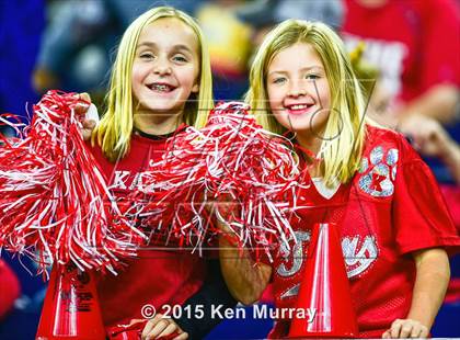 Thumbnail 2 in Katy vs Manvel (UIL 6A Quarterfinal) photogallery.