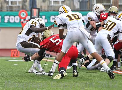Thumbnail 1 in Parker vs. Santa Fe Christian (CIF SDS D5 Final) photogallery.