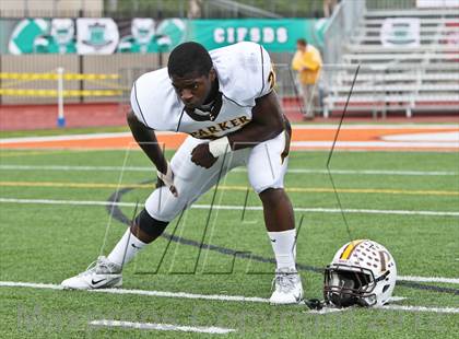 Thumbnail 1 in Parker vs. Santa Fe Christian (CIF SDS D5 Final) photogallery.