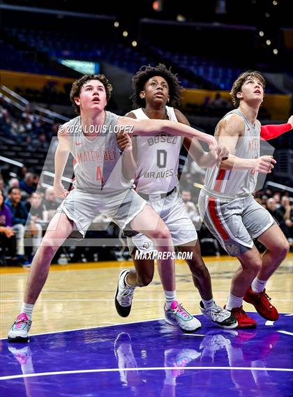 Thumbnail 1 in St. John Bosco vs. Mater Dei (Coastal Catholic Classic) photogallery.