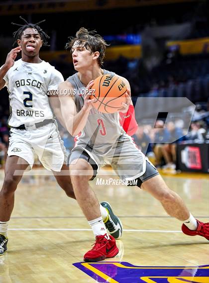 Thumbnail 2 in St. John Bosco vs. Mater Dei (Coastal Catholic Classic) photogallery.