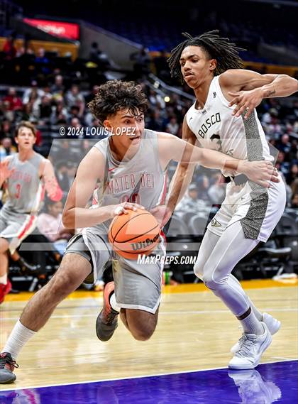 Thumbnail 1 in St. John Bosco vs. Mater Dei (Coastal Catholic Classic) photogallery.