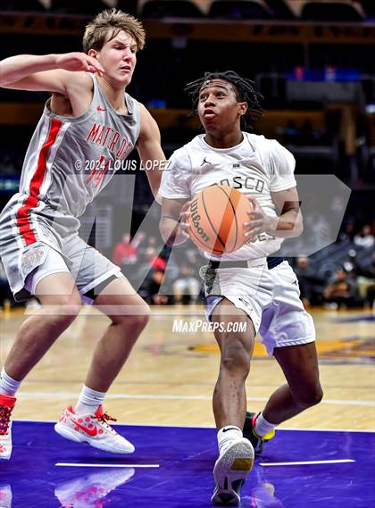 Thumbnail 3 in St. John Bosco vs. Mater Dei (Coastal Catholic Classic) photogallery.
