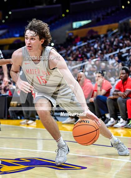 Thumbnail 1 in St. John Bosco vs. Mater Dei (Coastal Catholic Classic) photogallery.